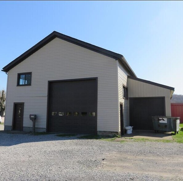 More Photos Of 3824 4th Ave, Beaver Falls Service For Sale