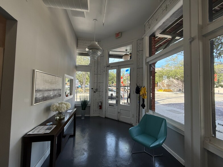 More Photos Of 1501 E 9th Ave, Tampa Storefront For Sale