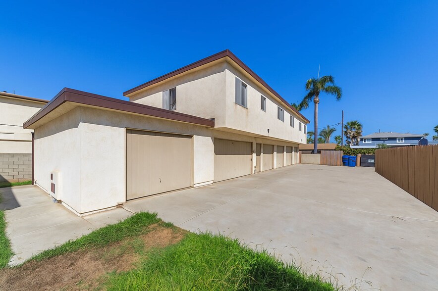 More Photos Of 1150 11th St, Imperial Beach Apartments For Sale