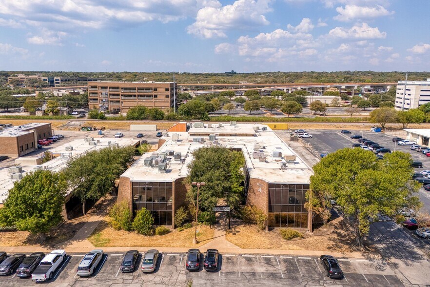 More Photos Of 8500 Shoal Creek Blvd, Austin Medical For Lease