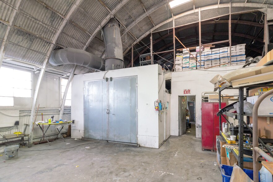 More Photos Of 11847-11861 Teale St, Culver City Manufacturing For Sale