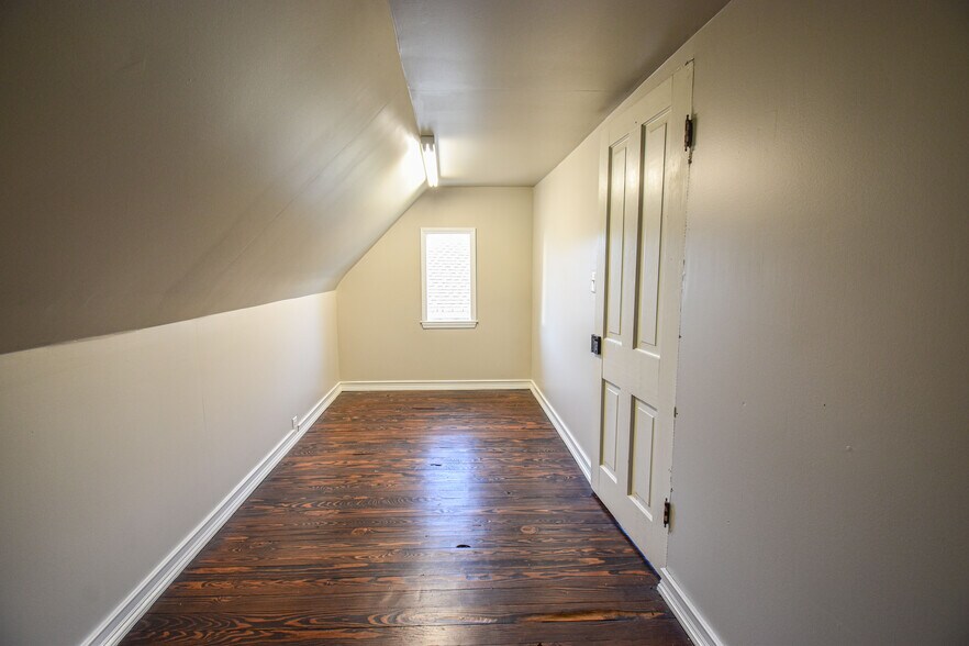 More Photos Of ,  Office For Sale