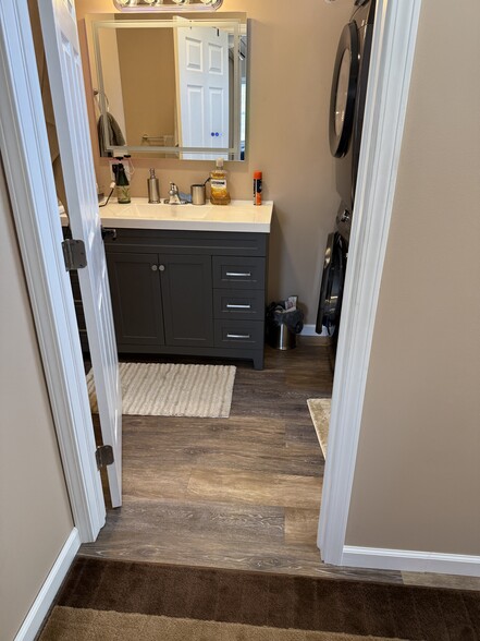 More Photos Of 4881 Pittsburgh Rd, Harrisville Light Distribution For Sale