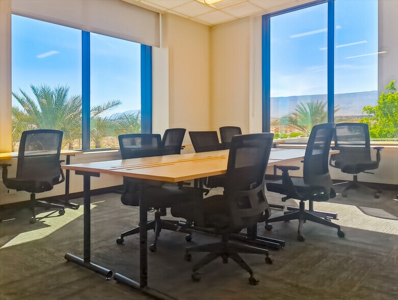More Photos Of 1 Meridian Vista Dr, Las Vegas Coworking Space