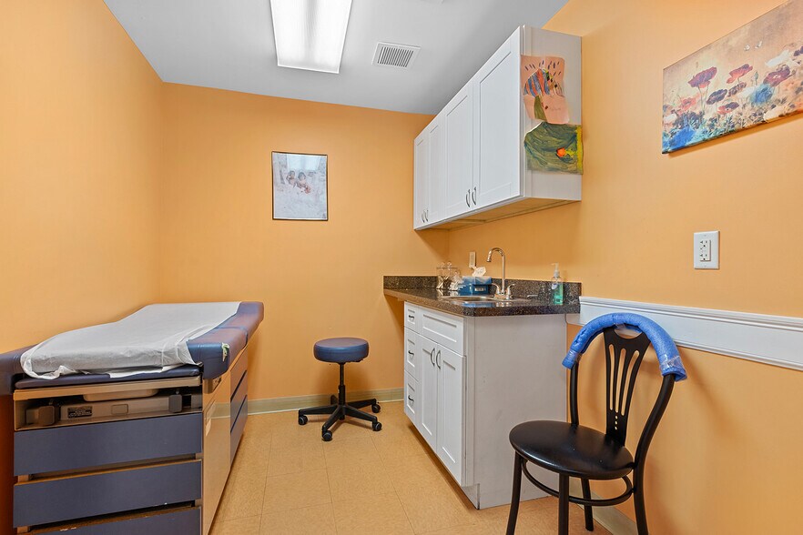 More Photos Of 124-132 Gregory Ave, Passaic Medical For Sale