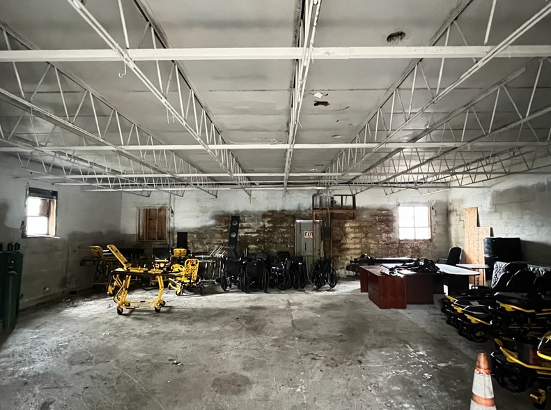 More Photos Of 1619 Atlantic University Cir, Jacksonville Office For Sale