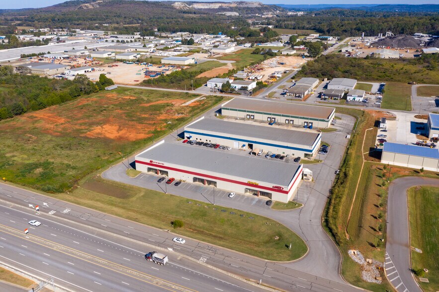 More Photos Of 5828 Research Park Blvd, Huntsville Warehouse For Lease