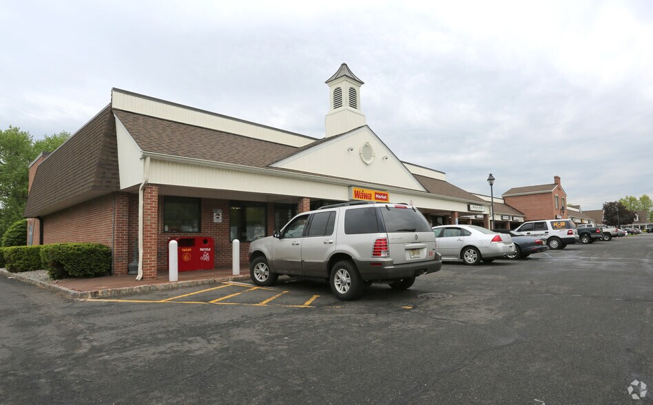 More Photos Of 381 Triangle Rd, Hillsborough Freestanding For Lease
