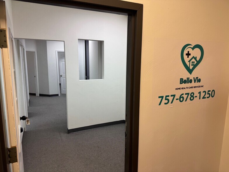 More Photos Of 138 S Rosemont Rd, Virginia Beach Medical For Lease