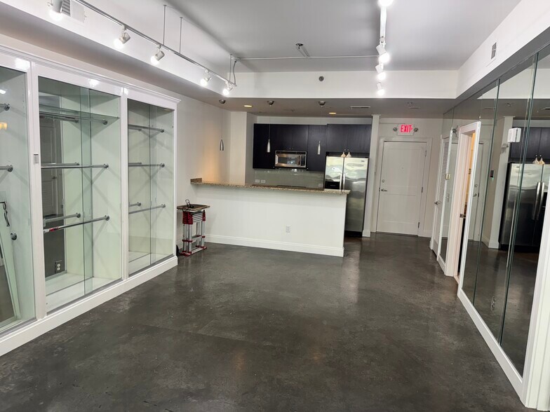 More Photos Of 905 Juniper St, Atlanta Apartments For Sale