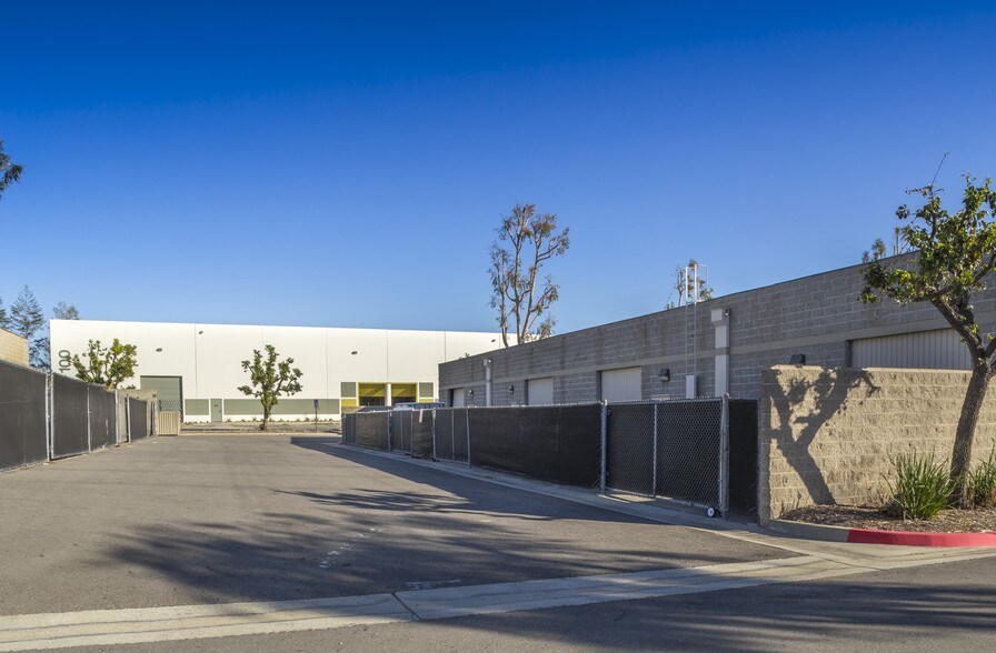 More Photos Of 9375 Archibald Ave, Rancho Cucamonga Unknown For Lease