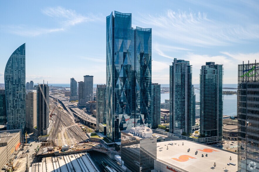 More Photos Of 81 Bay St, Toronto Office For Lease