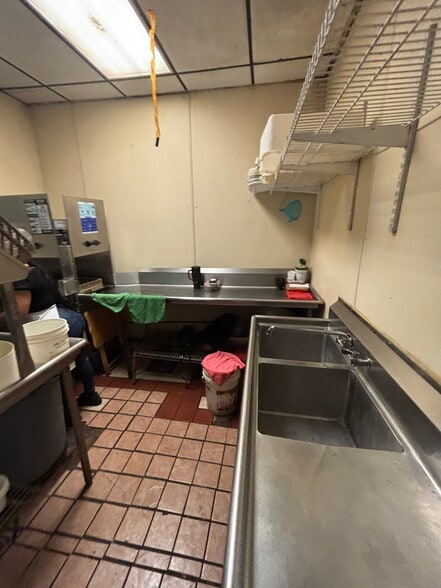 More Photos Of 7307 W Indian School Rd, Phoenix Restaurant For Sale