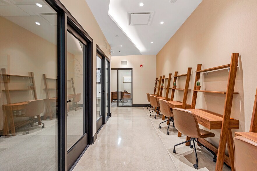 More Photos Of 122 S Green St, Tehachapi Coworking Space