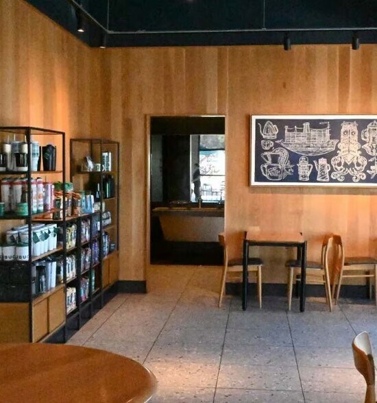 More Photos Of 20 E Franklin St, Hartwell Fast Food For Sale