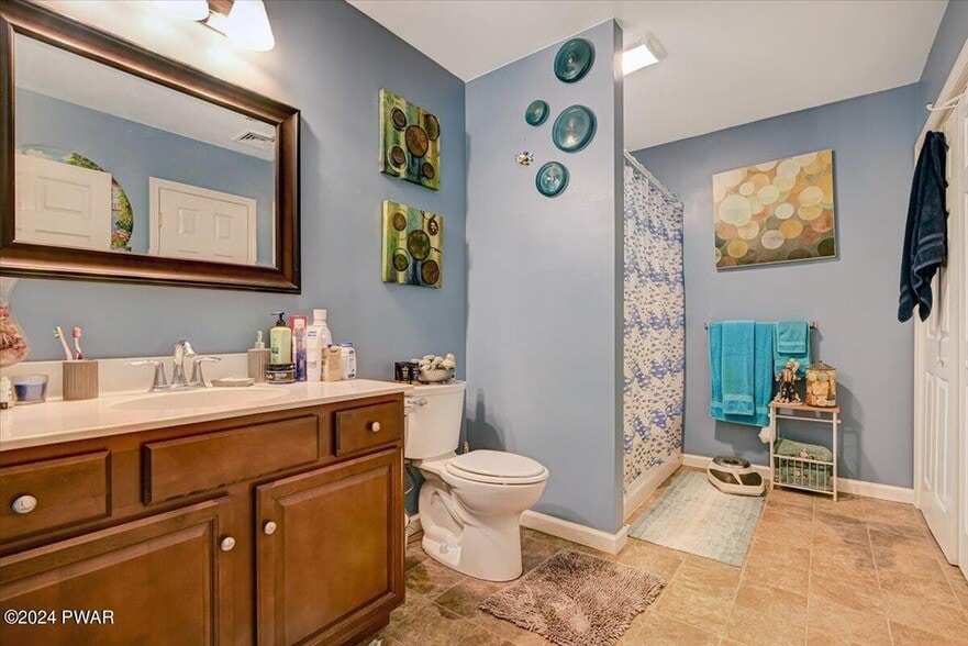 More Photos Of 186 Ledgedale Rd, Lake Ariel Apartments For Sale
