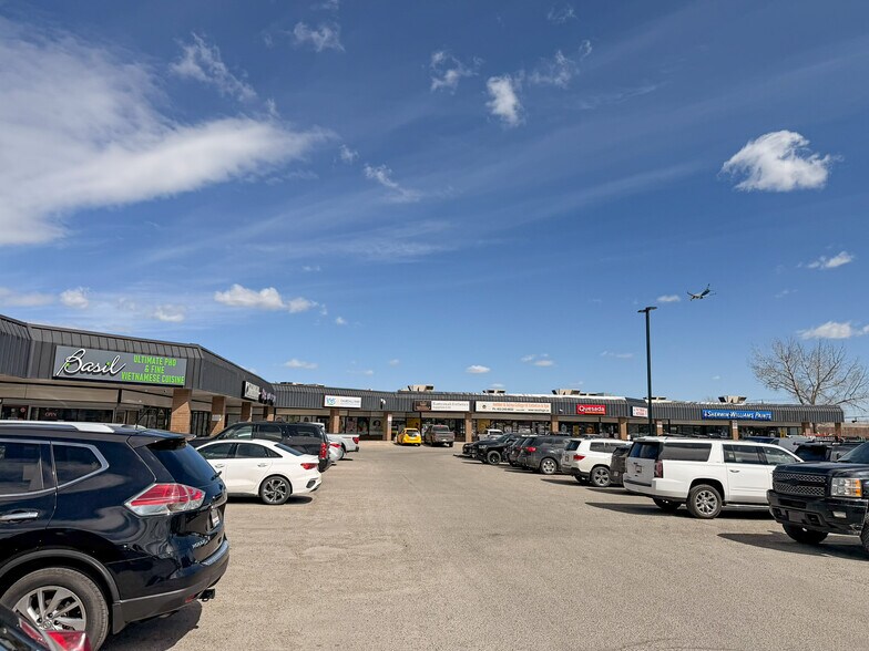 More Photos Of 2770 32nd Ave NE, Calgary Storefront For Lease