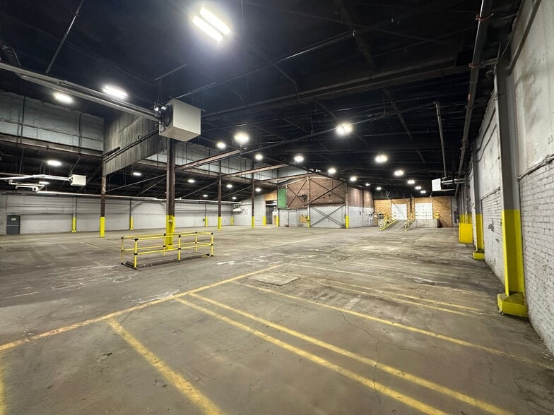 More Photos Of 2200 Bleecker St, Utica Warehouse For Lease