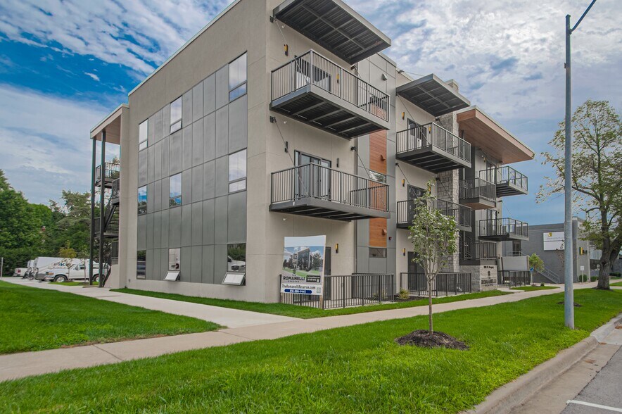 More Photos Of 200 W Gregory Blvd, Kansas City Apartments For Sale