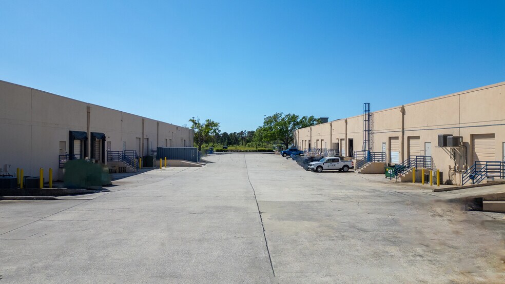 More Photos Of 3902 Corporex Park Dr, Tampa Unknown For Lease