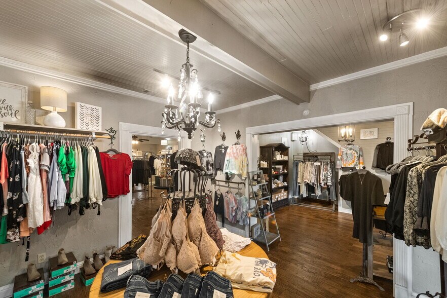 More Photos Of 139 Olive St, Keller Storefront Retail Office For Sale