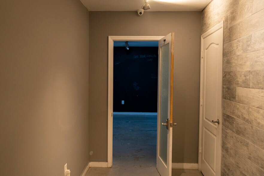 More Photos Of 16300 SW 137th Ave, Miami Warehouse For Sale