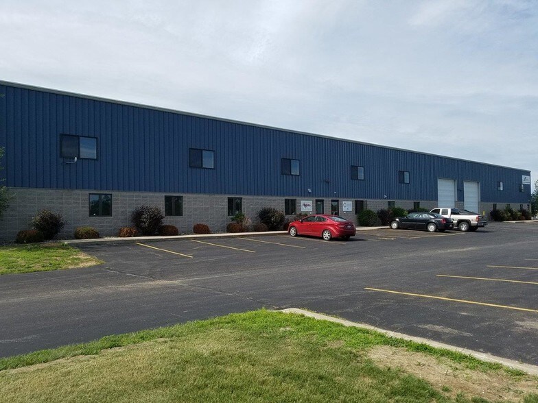 More Photos Of 6703 Rickyval St, Weston Warehouse For Lease