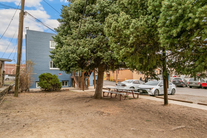 More Photos Of 3552 Morrison Rd, Denver Apartments For Sale