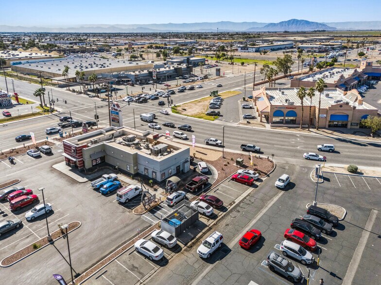 More Photos Of 203 E Cole Rd, Calexico Fast Food For Sale
