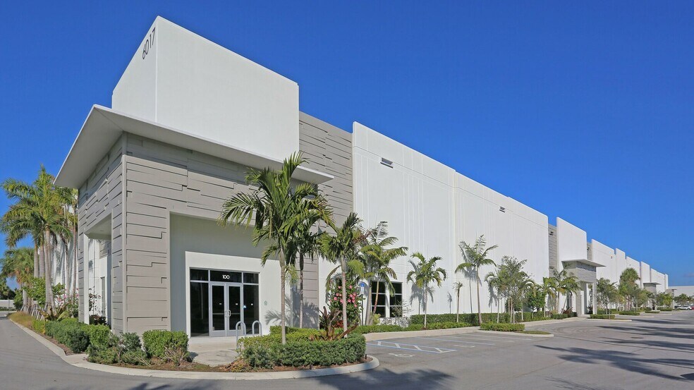 More Photos Of 6017 Southern Blvd, West Palm Beach Unknown For Lease