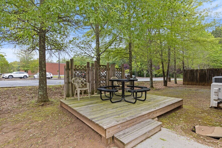 More Photos Of 5322 Palmero Ct, Buford Light Distribution For Sale