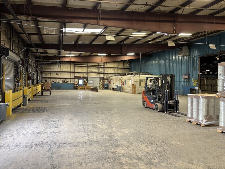More Photos Of 2212 Randolph Rd, Shelby Industrial For Lease