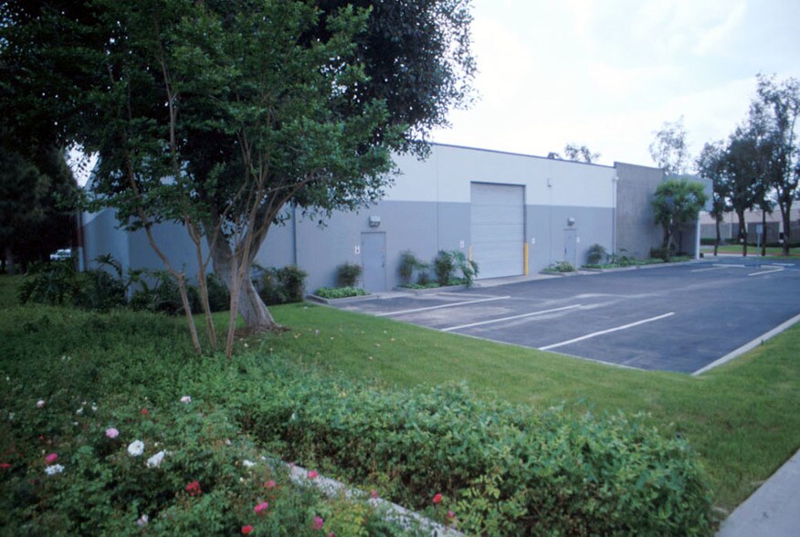 More Photos Of 3038-3040 Red Hat Ln, City of Industry Warehouse For Lease