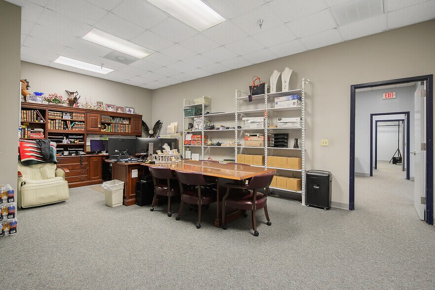 More Photos Of 4600-4610 Bragg Blvd, Fayetteville General Retail For Sale