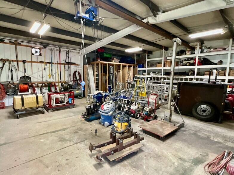 More Photos Of 3690 Kaiser Rd, Kaiser Warehouse For Sale