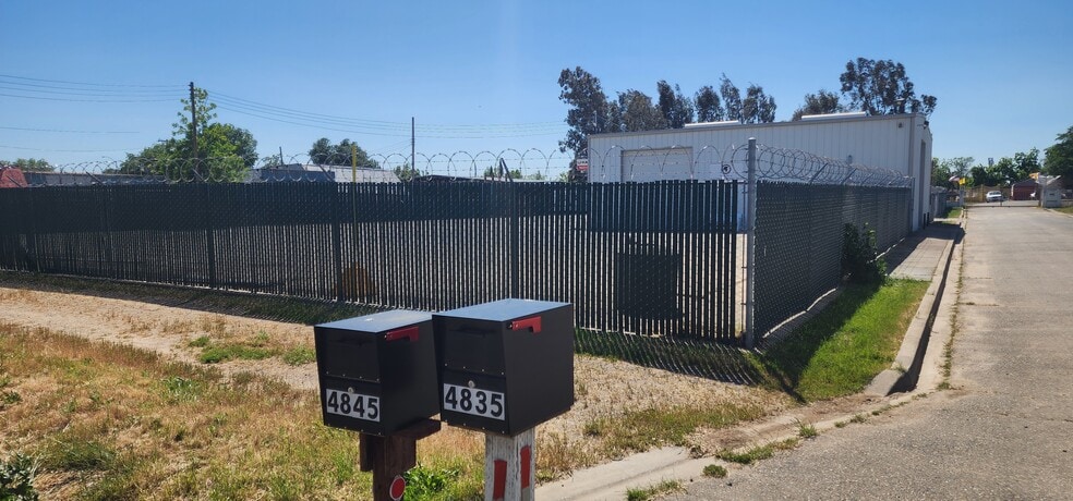 More Photos Of 4835 Rio Linda Blvd, Sacramento Warehouse For Lease