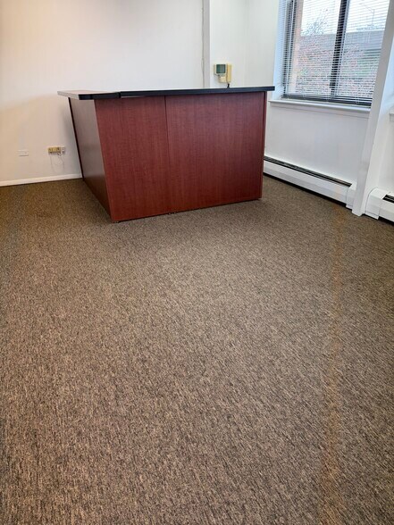 More Photos Of 92-29 Queens Blvd, Rego Park Apartments For Sale