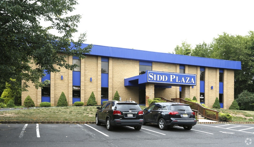 More Photos Of 500 State Route 33 W, Millstone Township Office For Lease