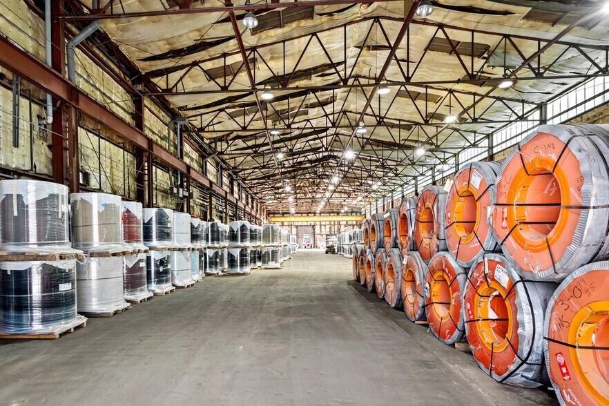 More Photos Of 601 McFarland St, Houston Warehouse For Lease