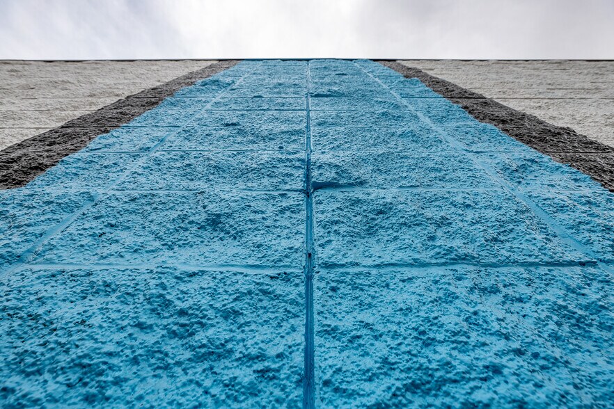 More Photos Of 8200 E Pacific Pl, Denver Unknown For Lease