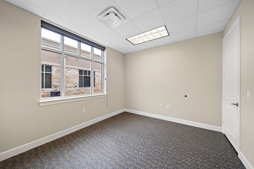 More Photos Of 440 Cobia Dr, Katy Medical For Sale