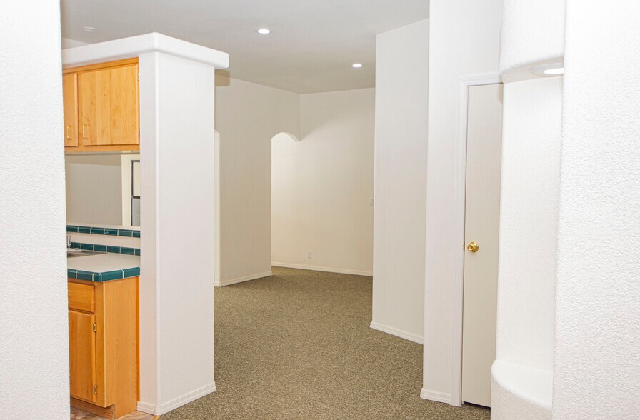 More Photos Of 6885 Bauman St, Bonners Ferry Office Residential For Lease