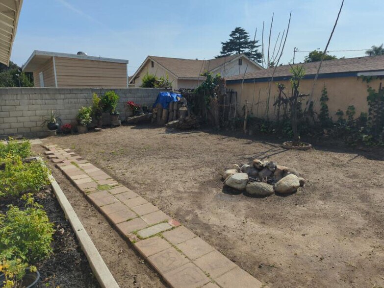 More Photos Of 11100 Lower Azusa Rd, El Monte Apartments For Sale