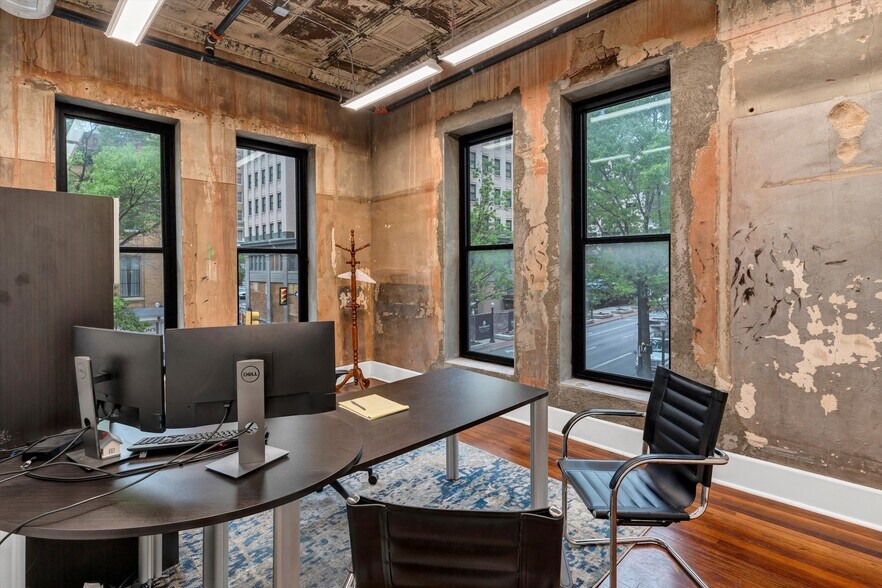 More Photos Of 901 Houston St, Fort Worth Office For Lease