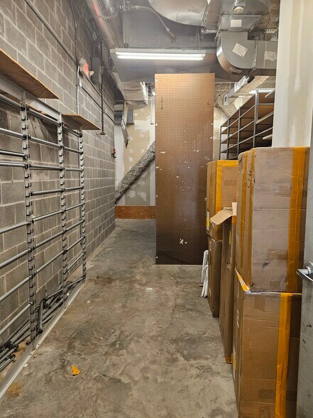 More Photos Of 131 E Green St, Ithaca Apartments For Lease