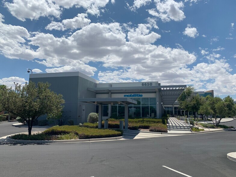 More Photos Of 6650 Via Austi Pky, Las Vegas Office For Lease