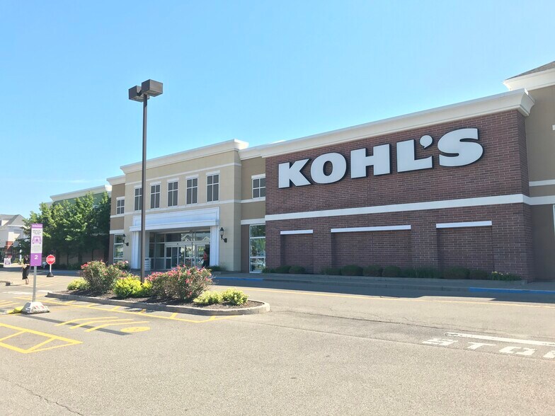 More Photos Of 439-441 Commerce Dr, Victor Unknown For Lease