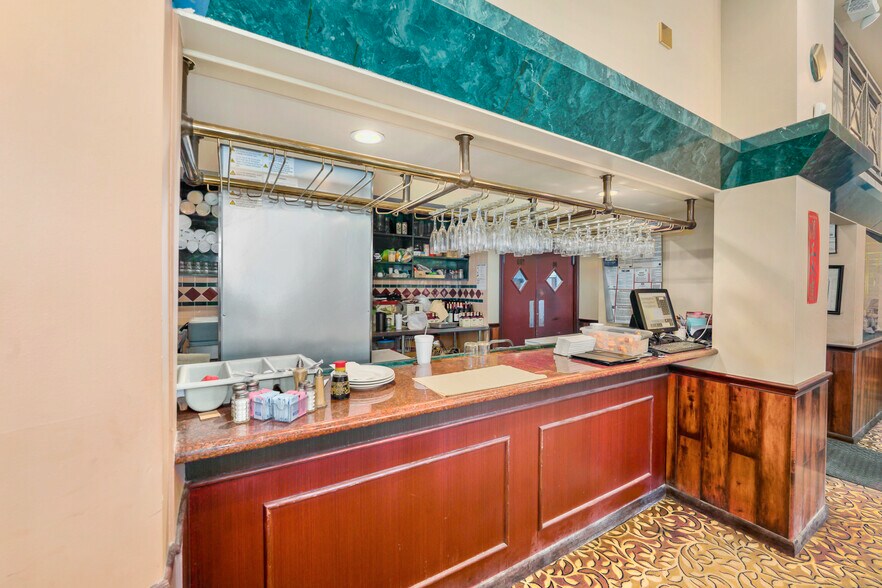 More Photos Of 2529 S 6 Hwy, Houston Restaurant For Sale