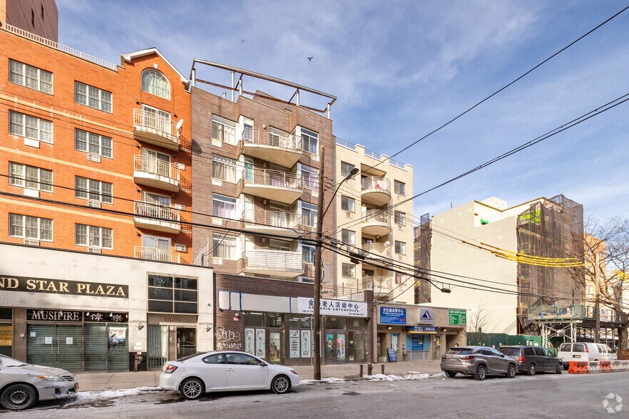 Primary Photo Of 13241 41st Rd, Flushing Apartments For Sale