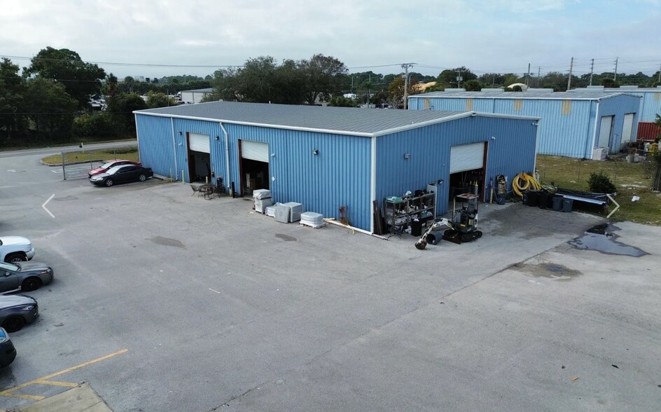 More Photos Of 290 Paint St, Rockledge Industrial For Lease